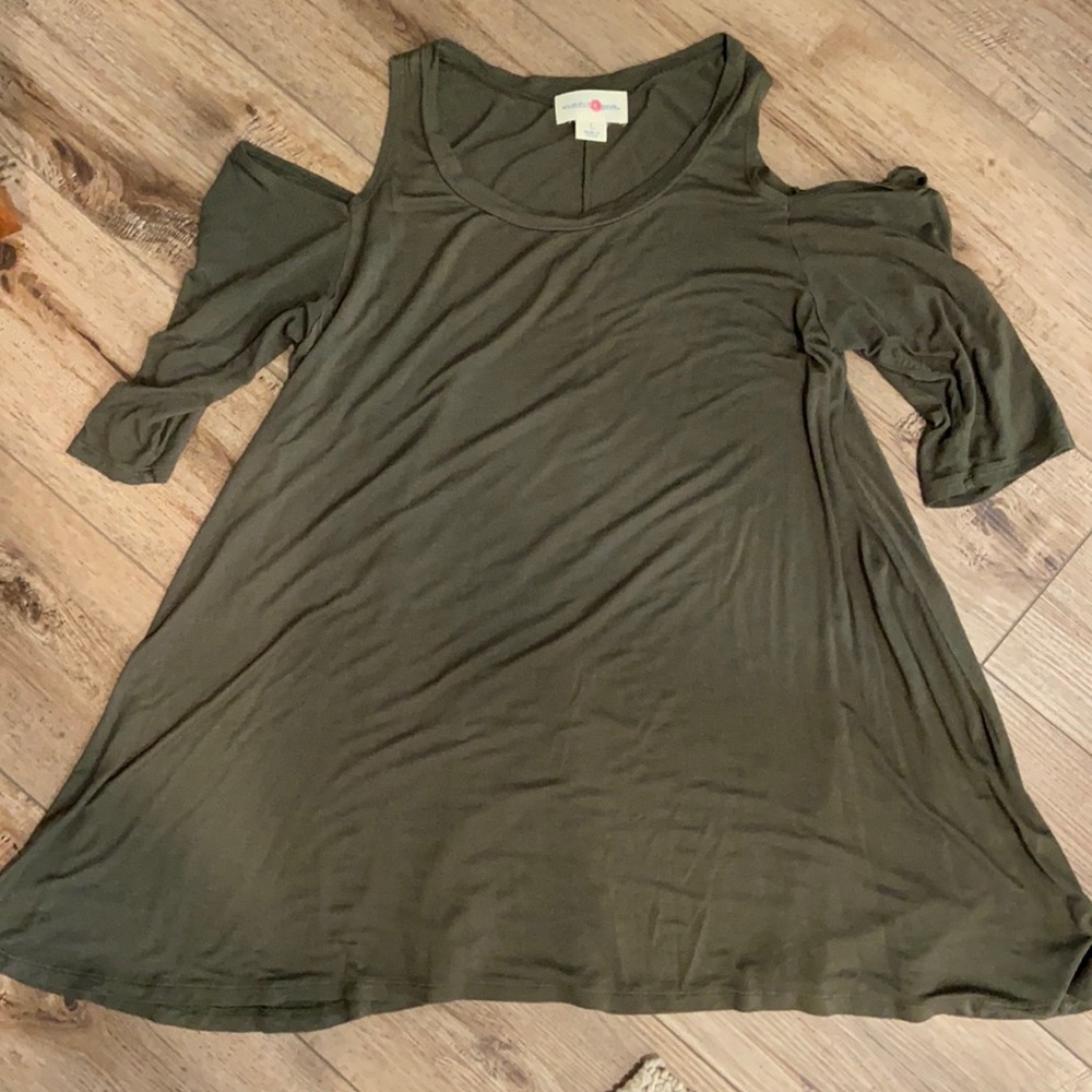 Olive green shoulder-less tunic Sz L